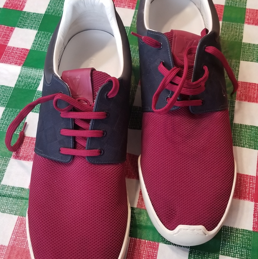 Louis Vuitton Men Sneakers Sz 11 Authentic
